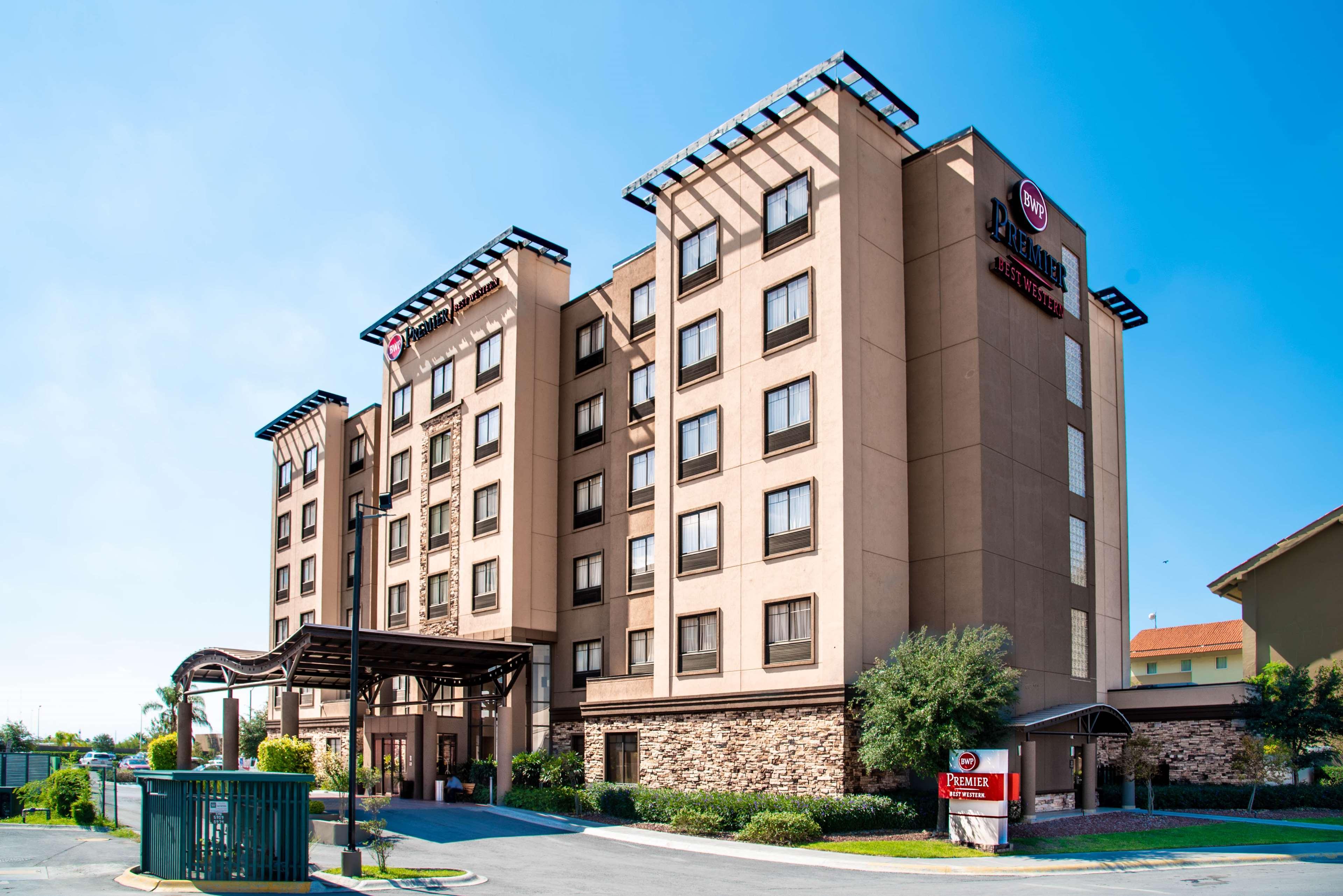 Best Western Premier Monterrey Aeropuerto Apodaca Екстер'єр фото Hampton Inn & Suites San Antonio