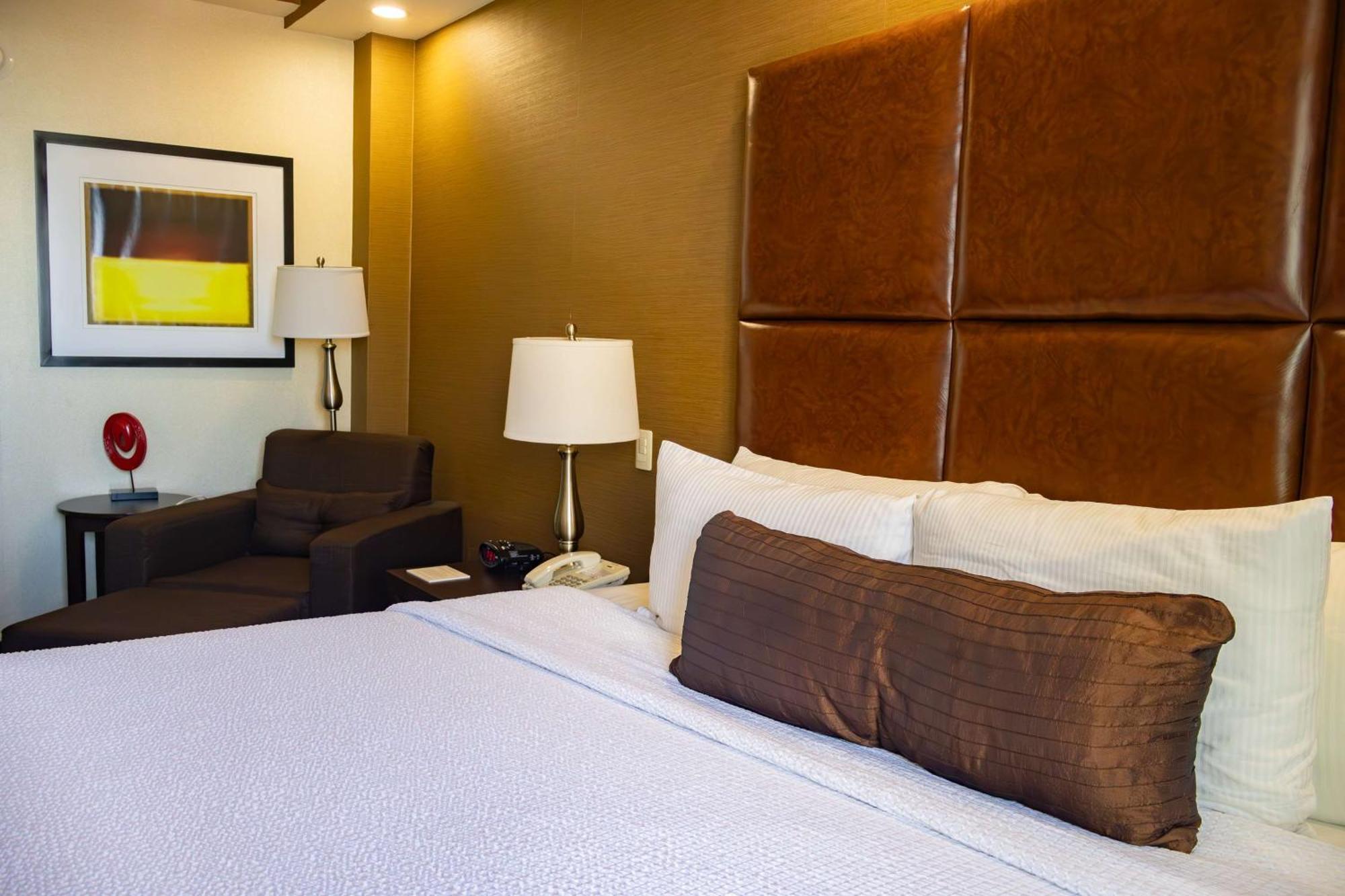 Best Western Premier Monterrey Aeropuerto Apodaca Екстер'єр фото A typical room at the hotel